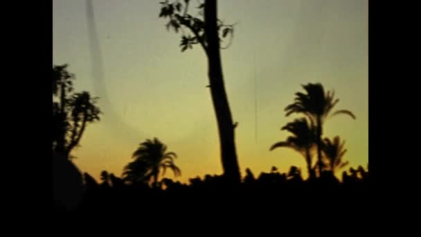 Kairo Ägypten März 1977 Orangefarbener Sonnenuntergang Nil Den 70Er Jahren — Stockvideo