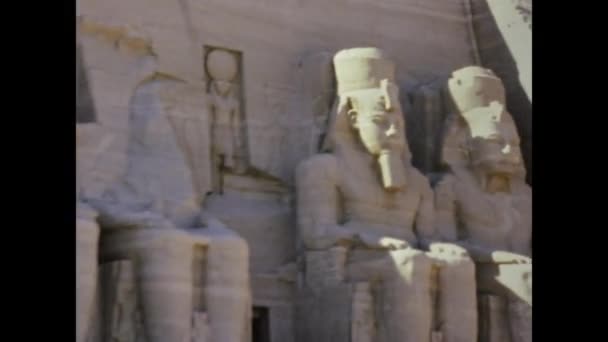 Assuan Egypt March 1977 Abu Simbel Temple View 70S — Stockvideo