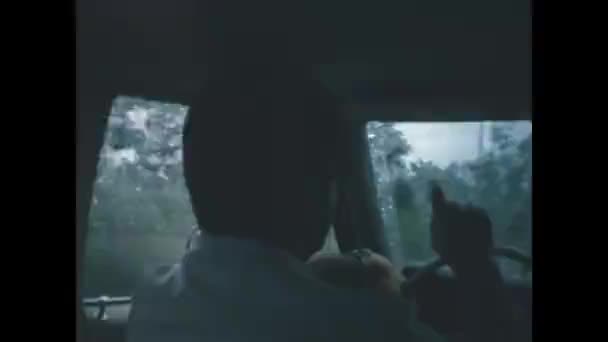 Caracas Venezuela Haziran 1975 Lerde Yağmurlu Bir Günde Araba Sürmek — Stok video