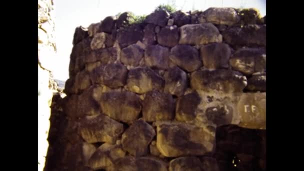 1981年6月イタリア サルデーニャ島のトフェト遺跡80年代に見る — ストック動画