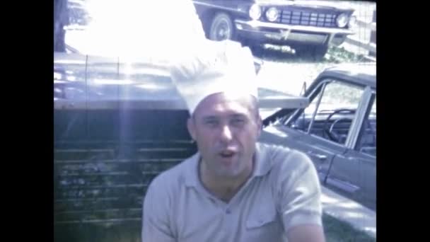 San Diego Usa Juni 1955 Family Barbecue Erindringer Scene Erne – Stock-video