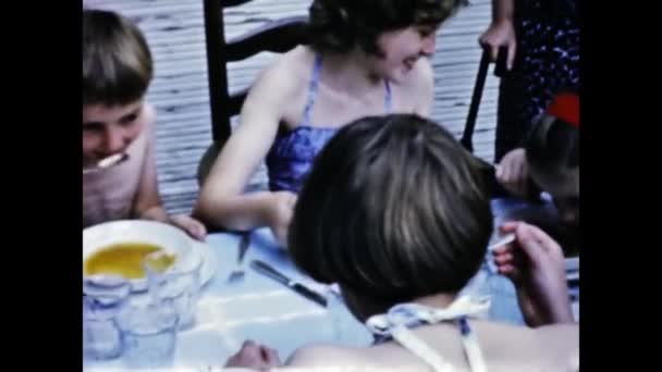 San Diego Abd Haziran 1955 Çocuk Aile Anıları Yazı Yıllarda — Stok video