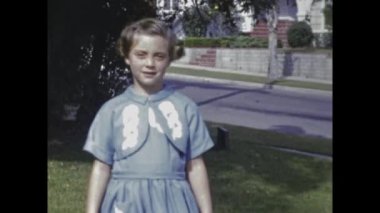 San Diego, ABD Mayıs 1947: Çocuklar 40 'lı yıllarda yazlık aile hatıraları sahnesinde