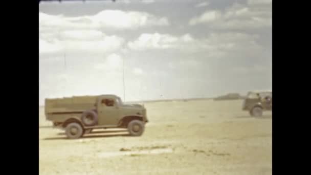 Albuquerque Abd Haziran 1947 Çöl Sahnesinde Amerikan Askerleri — Stok video