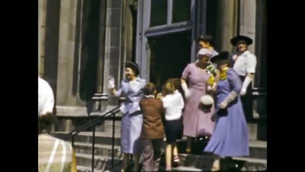 アメリカ合衆国サンディエゴ1947年6月 40年代のアメリカの結婚式のシーン — ストック動画