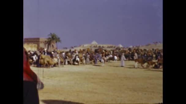 Cairo Egypt May 1947 Crowd People Egyptian City 40S Scene — Vídeos de Stock