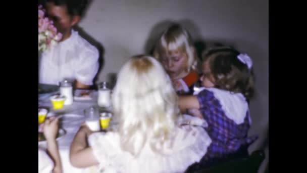 San Diego United States June 1947 Many Children Eating Table — Vídeo de stock