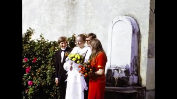 Βερολίνο Γερμανία 1974 Σκηνή Γάμου Στη Δεκαετία Του — Αρχείο Βίντεο