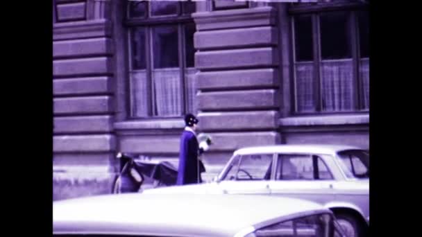 Zürih Sviçre Mayıs 1974 Şehirde Yıllarda Insanlar — Stok video