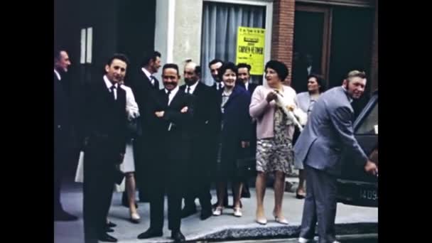 Κοπεγχάγη Δανία Μάιος 1968 Μια Ομάδα Καλοντυμένων Ατόμων Που Περπατούσαν — Αρχείο Βίντεο
