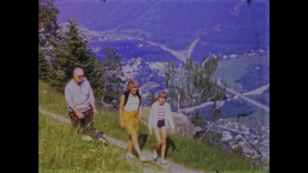 Dolomitas Italia Mayo 1968 Realice Viaje Tiempo Con Este Video — Vídeos de Stock