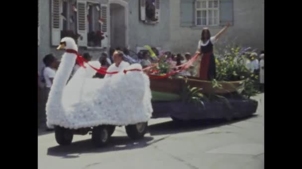 Berlin Germany June 1975 Historic Video Showcasing Carnival Parade European — Vídeo de stock