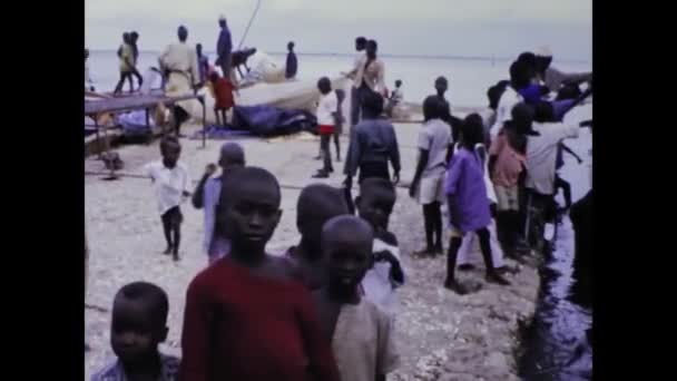 Dakar Senegal Junho 1975 Este Clipe Mostra Dura Realidade Das — Vídeo de Stock