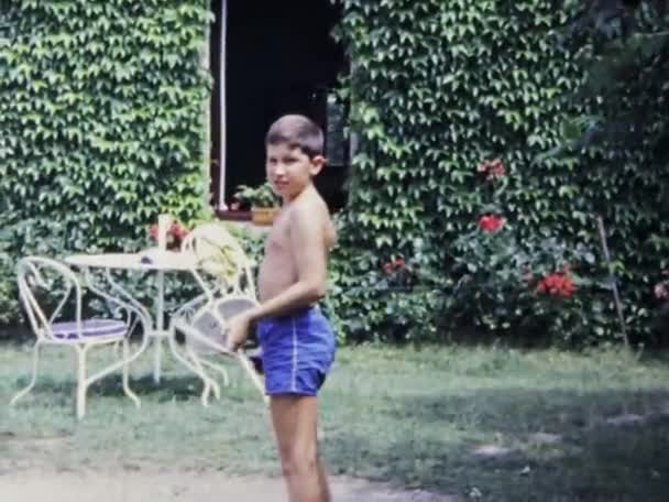 Párizs Franciaország 1970 Június Becsüld Meg Gyermekkor Szívmelengető Pillanatait Ezzel — Stock videók
