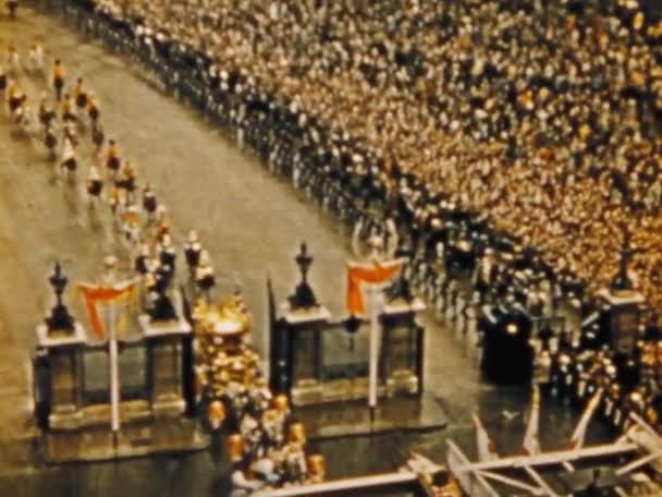 Londra Birleşik Krallık Haziran 1953 Zamanda Geri Adım Atın Kraliçe — Stok video