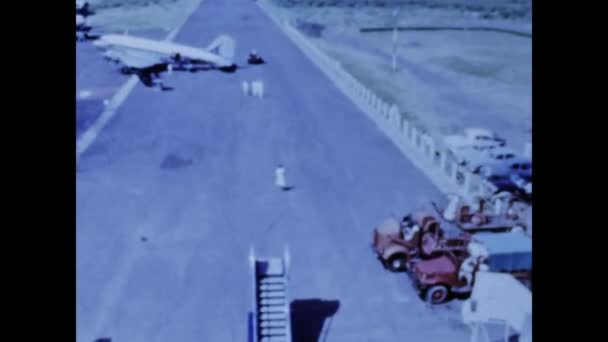 Παρίσι Γαλλία 1970 Παρακολουθήστε Αεροπλάνα Ταξί Rev Τις Μηχανές Τους — Αρχείο Βίντεο
