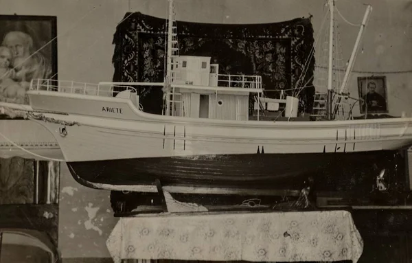 Рим Італія 1951 Рік Корабель Старовинної Моделі Захоплений Чарівністю Ностальгією — стокове фото