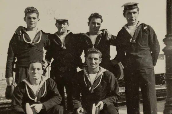 Roma Itália Maio 1951 Retrato Grupo Jovens Orgulhosos Militares Marinha — Fotografia de Stock