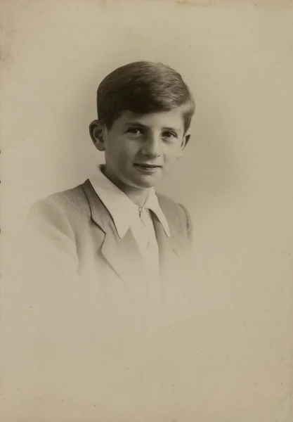 Ρώμη Ιταλία Μάιος 1951 Κλασικό Πορτραίτο Παιδιού Που Συνελήφθη Ασπρόμαυρο — Φωτογραφία Αρχείου