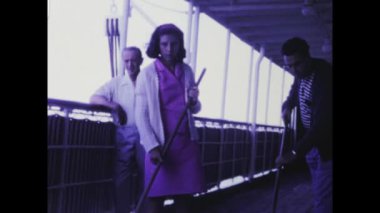 Palermo, İtalya Haziran 1968: 1960 'lardaki Akdeniz gezisindeki insanların bu geçmişe dönük görüntüleriyle aşk yazını yeniden yaşayın