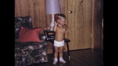 City Lake, Birleşik Devletler Haziran 1969: 1960 'larda bu klasik ev videosu ile çekilen bir Amerikan ailesinin iç açıcı anlarını yeniden yaşayın