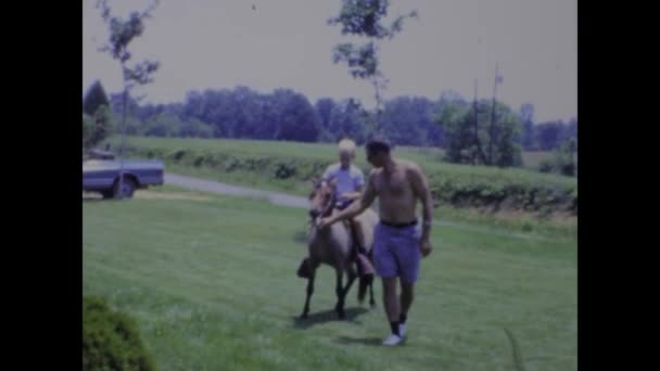City Lake United States June 1969 Nostalgic Footage Dad Sharing — Stock Video