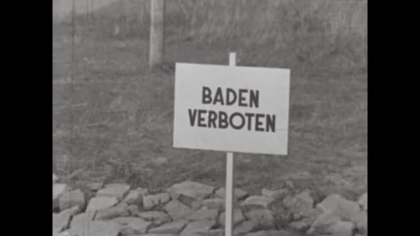 Berlín Alemania Mayo 1959 Explorar Importancia Histórica Signo Prohibición Alemán — Vídeos de Stock