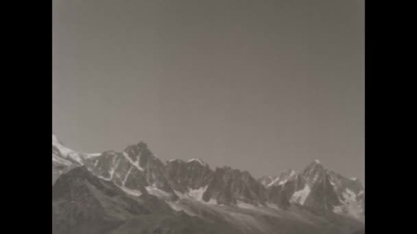 Dolomity Włochy Mogą 1950 Zanurz Się Czarno Białej Scenerii Dolomitów — Wideo stockowe