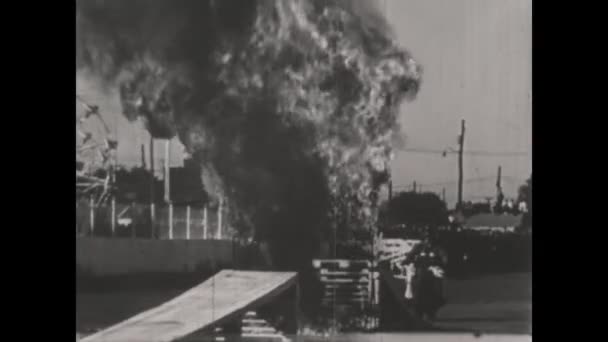 Londýn Spojené Království Červen 1950 Podívejte Odvážný Výkon Nebojácný Kaskadér — Stock video