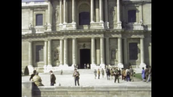 Париж Франция Май 1977 Винтажное Видео Запечатлевшее Впечатляющий Фасад Пантеона — стоковое видео