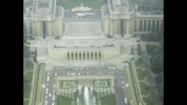 Paris Fransa 1977 Lerin Çarpıcı Hava Görüntüleri Paris Ikonik Şehir — Stok video