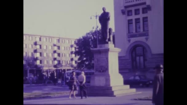 루마니아 Bucarest 1975 비디오 1970 상징적 목적지의 정수를 포착하기 때문에 — 비디오