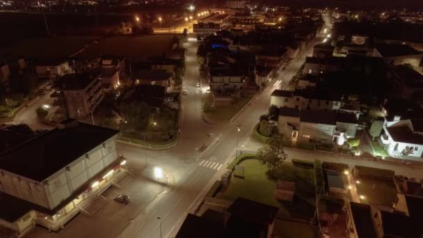 Hyperprostorový Letecký Snímek Města Noci Ukazující Síť Osvětlených Ulic — Stock video