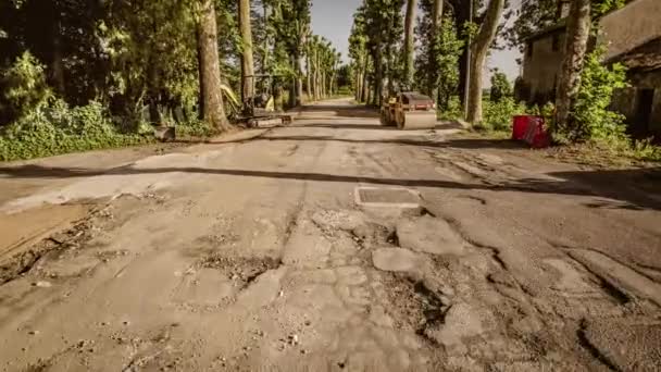 Lugar Construcción Abandonado Que Representa Los Trabajos Reparación Camino Roto — Vídeo de stock