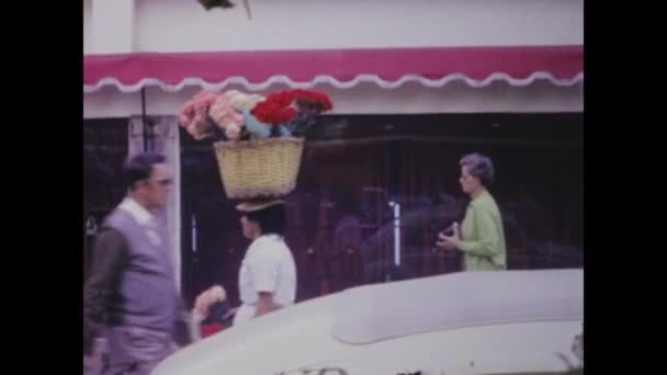1969年1月 スペインのテネリフェ 1960年代にテネリフェで日常生活を送っている地元の人々の映像 — ストック動画