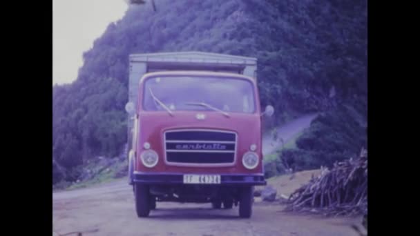 Tenerife Španělsko Leden 1969 Historické Záběry Kamionu Let Pohybu — Stock video