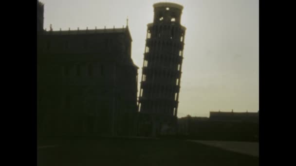 Pisa Italy May 1966 探索迷人的老式镜头 展示1960年代Pisa的风景如画 — 图库视频影像