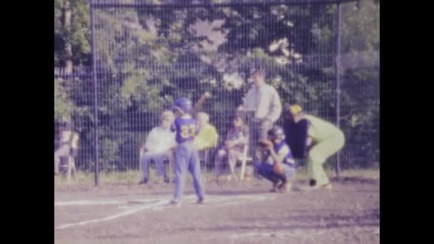 로체스터 1975년 1970년대에 야구를 아이들의 빈티지 시대의 정신을 — 비디오
