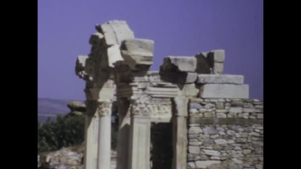 Istanbul Turkiye Květen 1975 Historické Záběry Římského Amfiteátru Troskách Efezu — Stock video