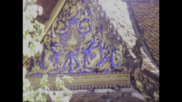 Бангкок Таиланд Июнь 1975 Крупный План Тайских Буддийских Храмов 1970 — стоковое видео