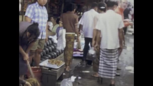 Bankok Thailand Maj 1975 Historiska Bilder Som Visar Livlig Gatumarknad — Stockvideo