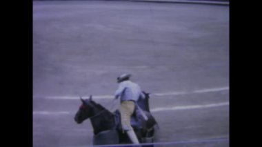 Madrid, İspanya Haziran 1970: Boğa güreşi ve torero sahnelerinin 1970 'lerdeki klasik görüntüleri.