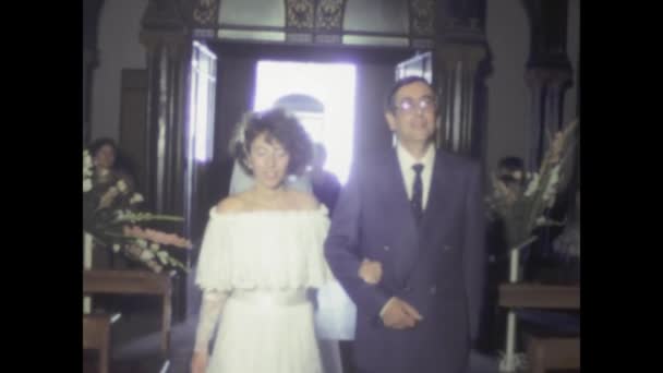 팔레르모 이탈리아 1984년 결혼식의 매력적인 장면을 포착하는 1980년대의 — 비디오
