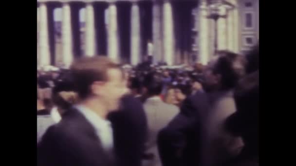 Rome Italy June 1968 Historic Footage Bustling Crowd Vatican Square — Stock Video