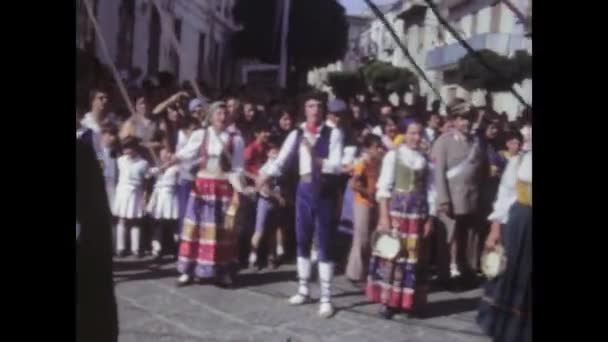 Roma Talya 1970 Yerel Folkloru Kutlayan Canlı Bir Geçit Töreninde — Stok video
