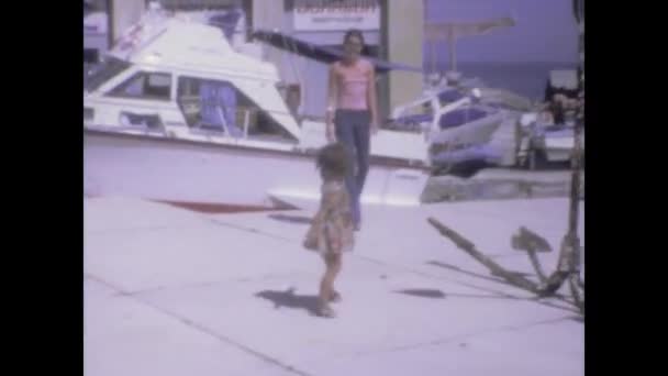 Rzym Włochy Mogą 1970 Poznaj Nostalgiczne Chwile Rodzinne Lat Tych — Wideo stockowe