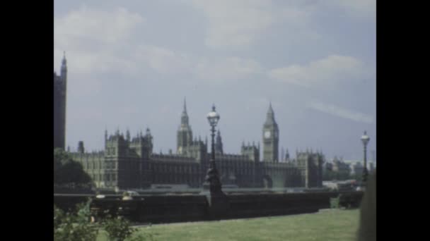 Λονδίνο Ηνωμένο Βασίλειο Μάιος 1975 Vintage Βίντεο Του 1975 Εμβληματικό — Αρχείο Βίντεο