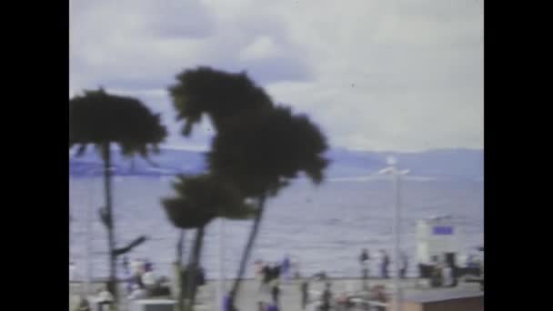 Londyn Wielka Brytania Może 1972 Vintage Materiał Filmowy Rejestrujący Turystów — Wideo stockowe