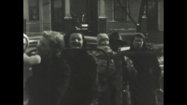 Chicago Spojené Státy Mohou 1949 Tomto Videu Žena Viděn Drží — Stock video