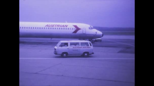 Krumpendorf Wrthersee Avusturya Haziran 1975 Havalimanı Pistinde Kalkışa Hazır Seyahat — Stok video